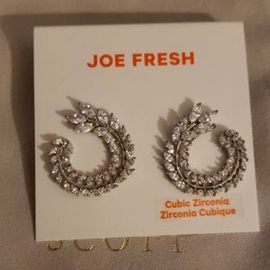 Joe fresh earrings